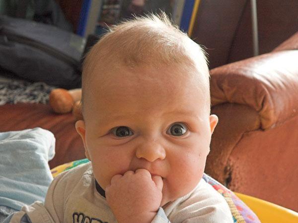Düşünen bebek